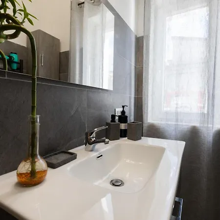 Bella Rosa Apartment *